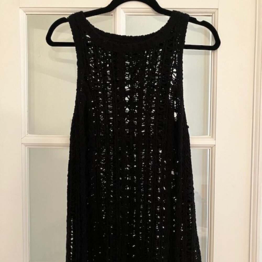 A.E beach coverup M crocheted black